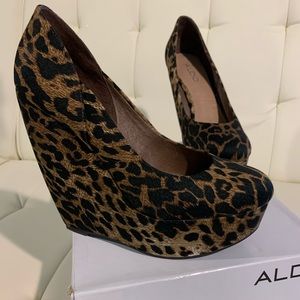 Aldo wedge pump